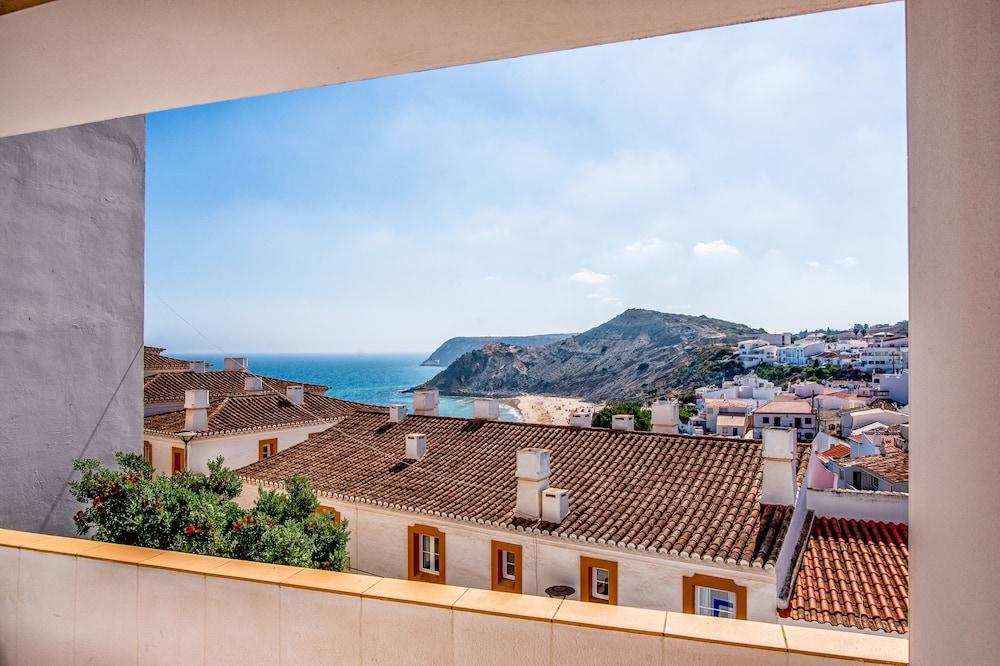 Praia Do Burgau Exteriér fotografie